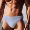 Uimahousut_157 CLASSIC BRIEF UIMAHOUSUT Väri- Valkoinen Miesten perinteiset uimahousut rantaa, uimahallin ja uintiharjoitteluun. Napakka vyötäröpaneeli ja kiristysnyörit parantavat istuvuutta ja turvallisuutta. Miesten uimahousuissa pussi bulge Parantaa Push Up Cuppi. Nämä uimahousut luovat upean muodonollen. Käyttömukavuutta lisää Quick dry ominaisuus, joka huolehtii nopeasta kuivumisesta uinnin jälkeen. Lahkeen pituus 3 cm. Hyvä istuvuus. Napakka vyötäröpaneeli ja kiristysnyörit. Mittaus: Normali Väri: Valkoinen Materiaali: 80% Polyamide 20% Elastane 100% Polyester Tilaa paketti kotiin ja sovita kaikessa rauhassa! Kyseessä on aina 14 päivän avokauppa, ja palautusoikeus.